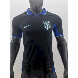 Camiseta de entrenamiento prepartido del Atlético de Madrid (versión jugador) 2022/23