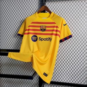 Cuarta camiseta del Barcelona 2023/24