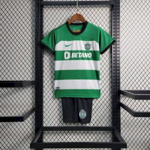 Kit de local infantil del Sporting CP 2023/24