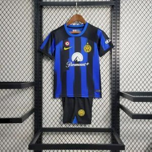 Kit de local infantil del Inter de Milán 2023/24