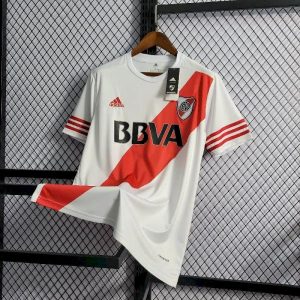 Camiseta retro local de River Plate 2015/16