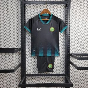 Kit infantil de la tercera equipación de Irlanda 2023/24