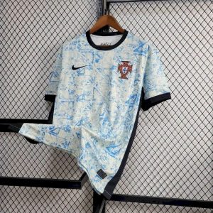 Camiseta de visitante de Portugal para la Eurocopa 2024/25
