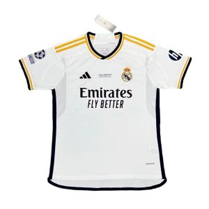 Camiseta de local de la Liga de Campeones del Real Madrid 2023/24