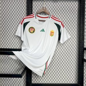 Camiseta de visitante de Hungría para la Eurocopa 2024/25