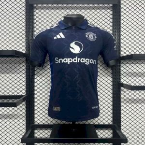 Camiseta de visitante del Manchester United, versión de jugador 2024/25