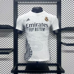 Camiseta de edición especial del dragón del Real Madrid, versión de jugador 2024/25