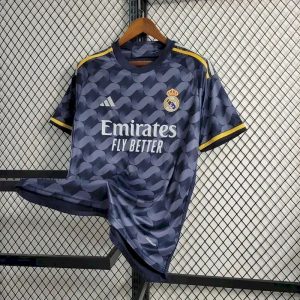 Camiseta de visitante del Real Madrid 2023/24