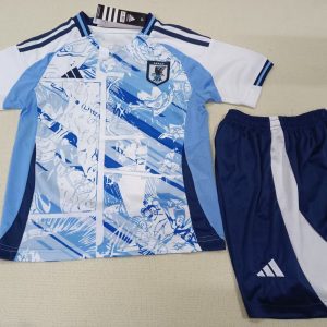 Kit infantil de la versión Goku de Dragon Ball de Japón 2024/25