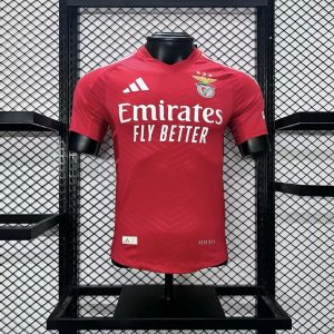 Versión del jugador de la camiseta local del Benfica 2024/25
