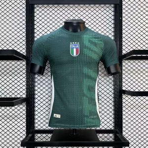 Camiseta de entrenamiento prepartido de Italia para la Eurocopa (versión jugador) 2024/25