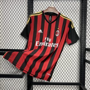 Camiseta retro local del AC Milan 2013/14