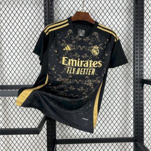 Camiseta negra edición especial del Real Madrid 2024/25