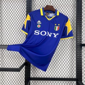 Camiseta retro de visitante de la Juventus 1995/96