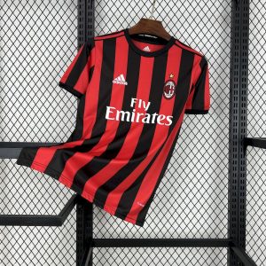 Camiseta retro local del AC Milan 2017/18