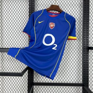 Camiseta retro de visitante del Arsenal 2004/05