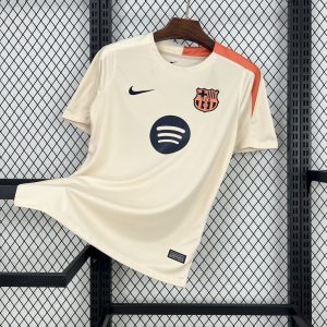 Camiseta de entrenamiento prepartido del Barcelona 2024/25