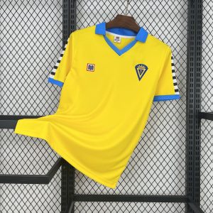 Camiseta retro local del Cádiz 1983/84