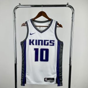 Equipo local de los Sacramento Kings DEROZAN #10 2023/24