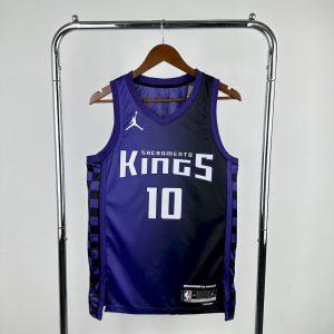 Edición Statement de los Sacramento Kings, color morado, DEROZAN n.° 10 2024/25