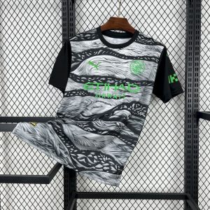 Camiseta del Manchester City, versión conceptual en negro y gris. 2025/26