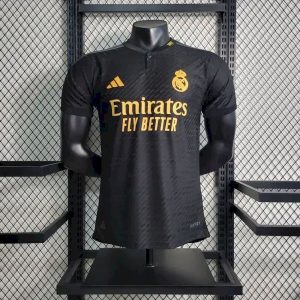 Versión de jugador de la tercera camiseta del Real Madrid 2023/24