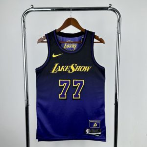 Edición de la ciudad de Los Ángeles Lakers DONCIC#77 2024/25