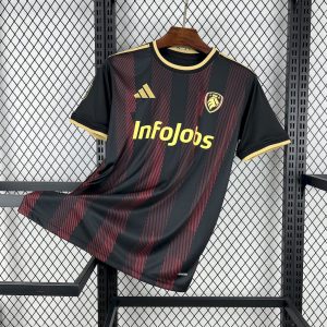 Camiseta definitiva de local de Móstoles 2025/26