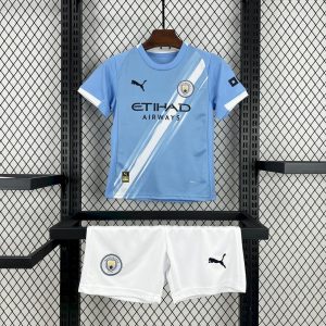 Kit local para niños del Manchester City 2025/26
