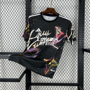 Camiseta Louis Vuitton del Real Madrid, edición conjunta, versión negra y colorida 2025/26