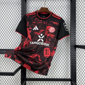 Camiseta roja edición especial del Fortuna Düsseldorf 2024/25