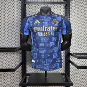 Camiseta Louis Vuitton del Real Madrid, edición conjunta, versión jugador 2025/26