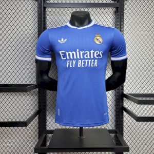 Versión de jugador de la tercera camiseta del Real Madrid 2025/26