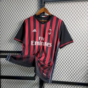 Camiseta retro local del AC Milan 2016/17