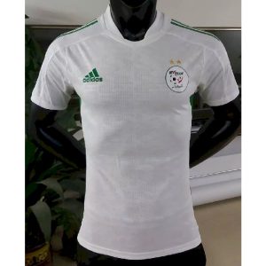 Versión de jugador de la camiseta local de Argelia 2020/21