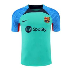 Camiseta verde de entrenamiento prepartido del Barcelona 2022/23