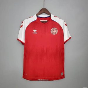 Camiseta local de Dinamarca 2020